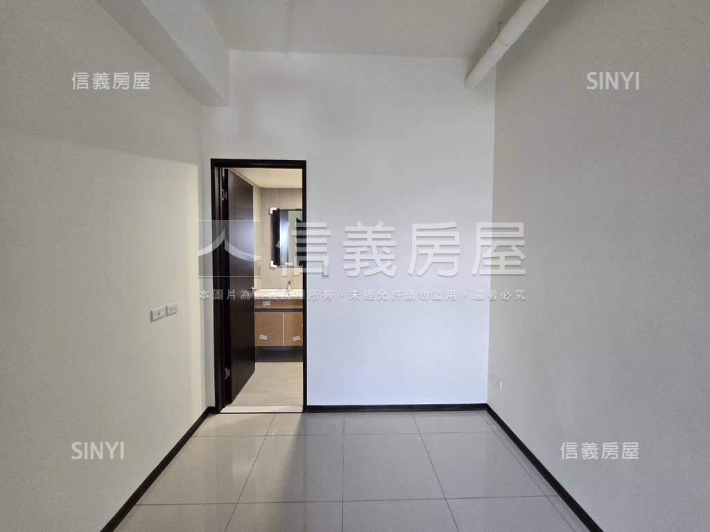 漢皇盛世稀有２房附車位房屋室內格局與周邊環境