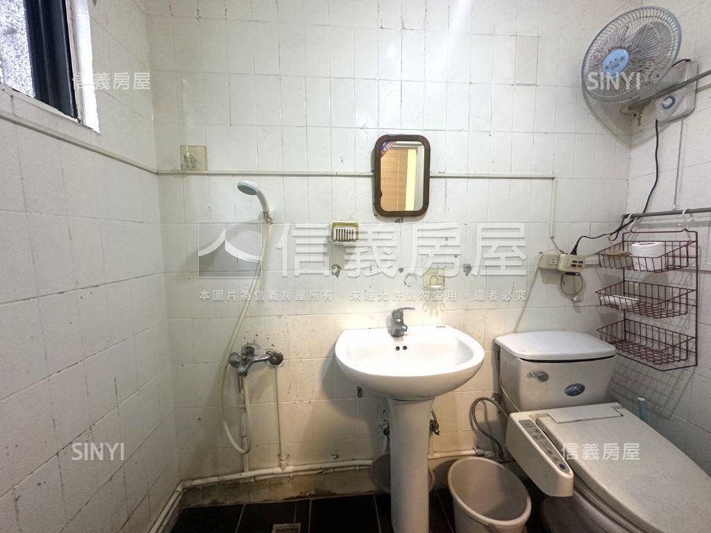 南港低總邊間三樓美寓房屋室內格局與周邊環境