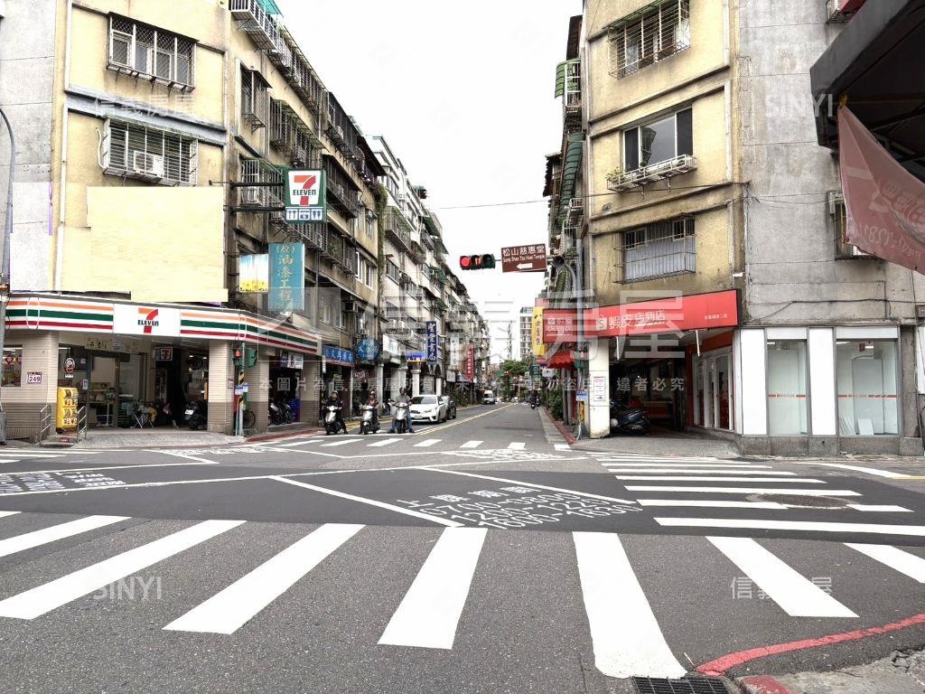 首購推薦邊間三樓美寓房屋室內格局與周邊環境