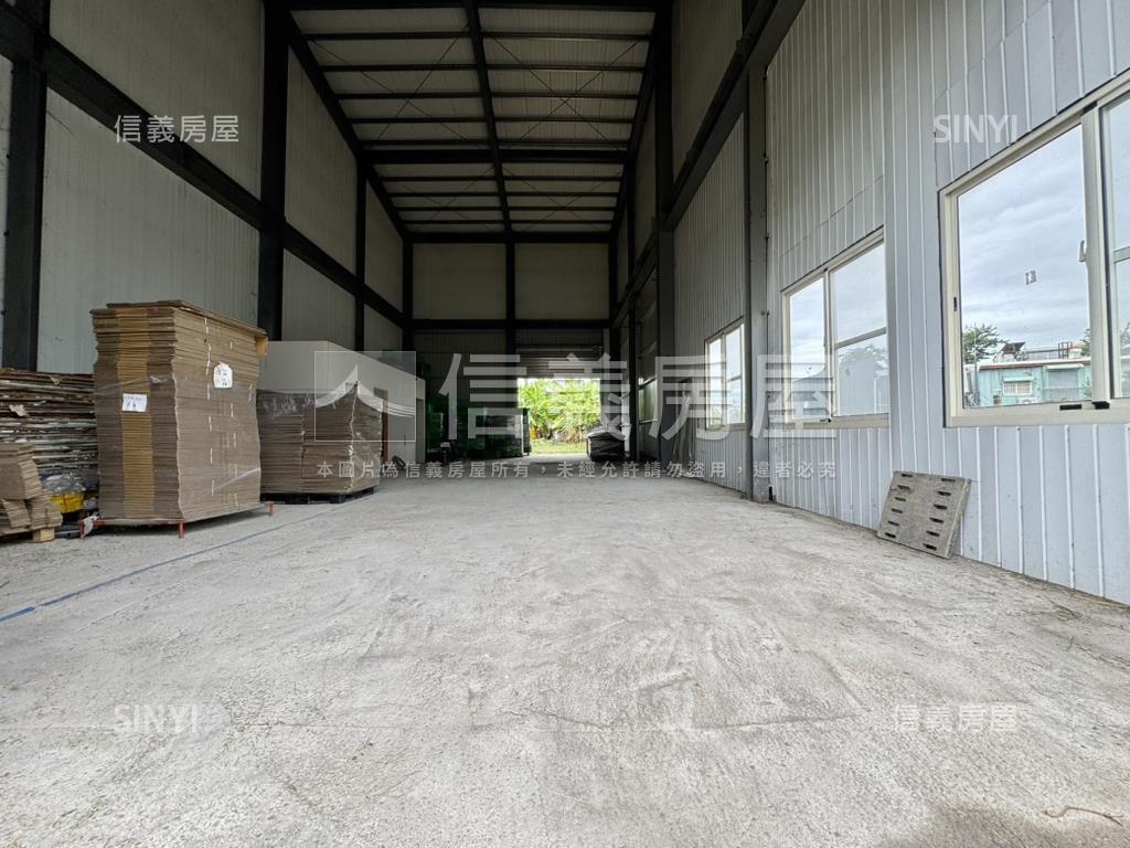 南投草屯地約１３３１坪廠房屋室內格局與周邊環境