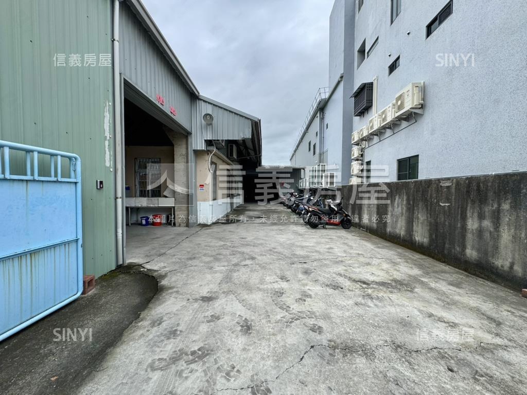 南投草屯地約１３３１坪廠房屋室內格局與周邊環境