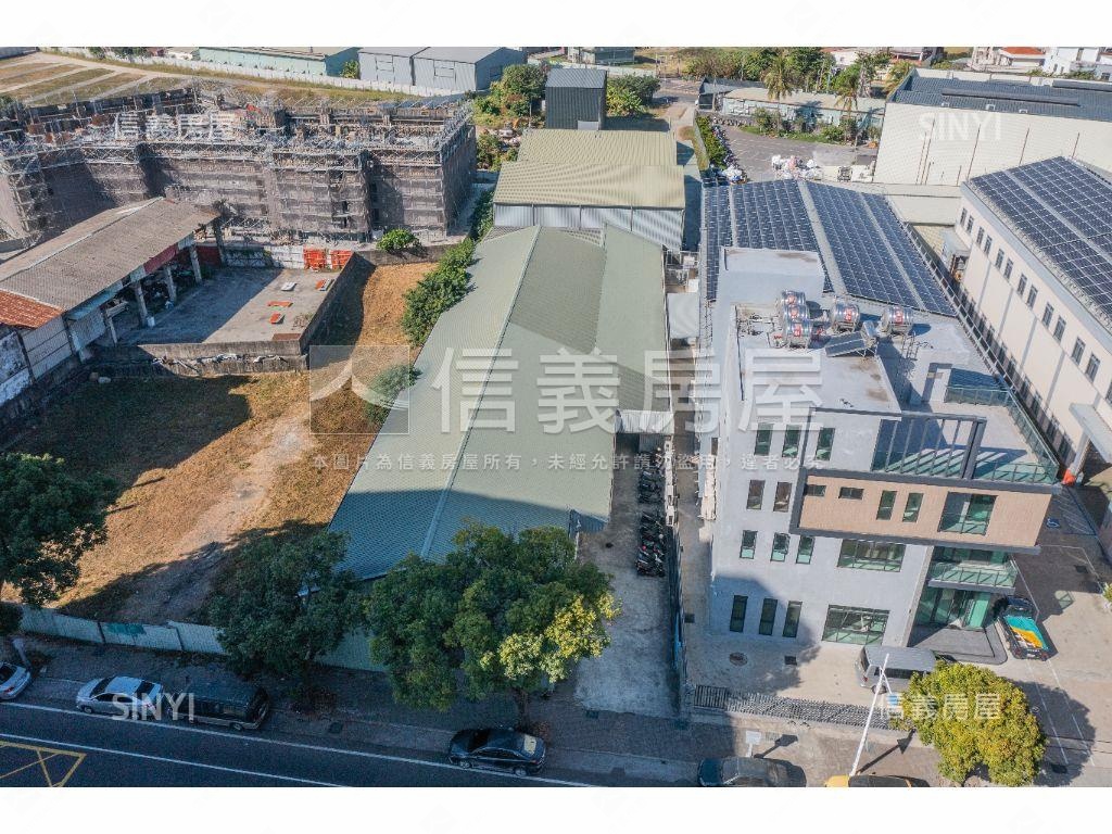 南投草屯地約１３３１坪廠房屋室內格局與周邊環境