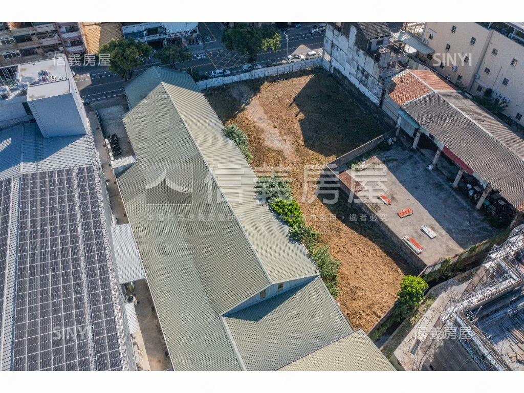 南投草屯地約１３３１坪廠房屋室內格局與周邊環境