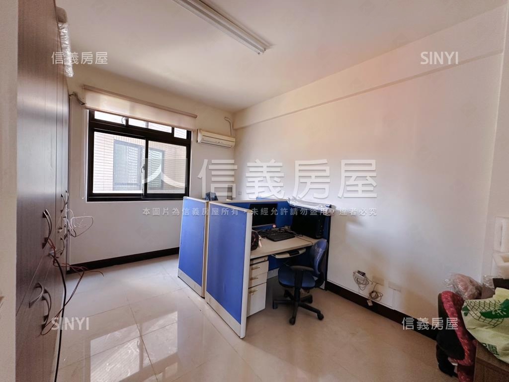近中華西路臨路別墅房屋室內格局與周邊環境