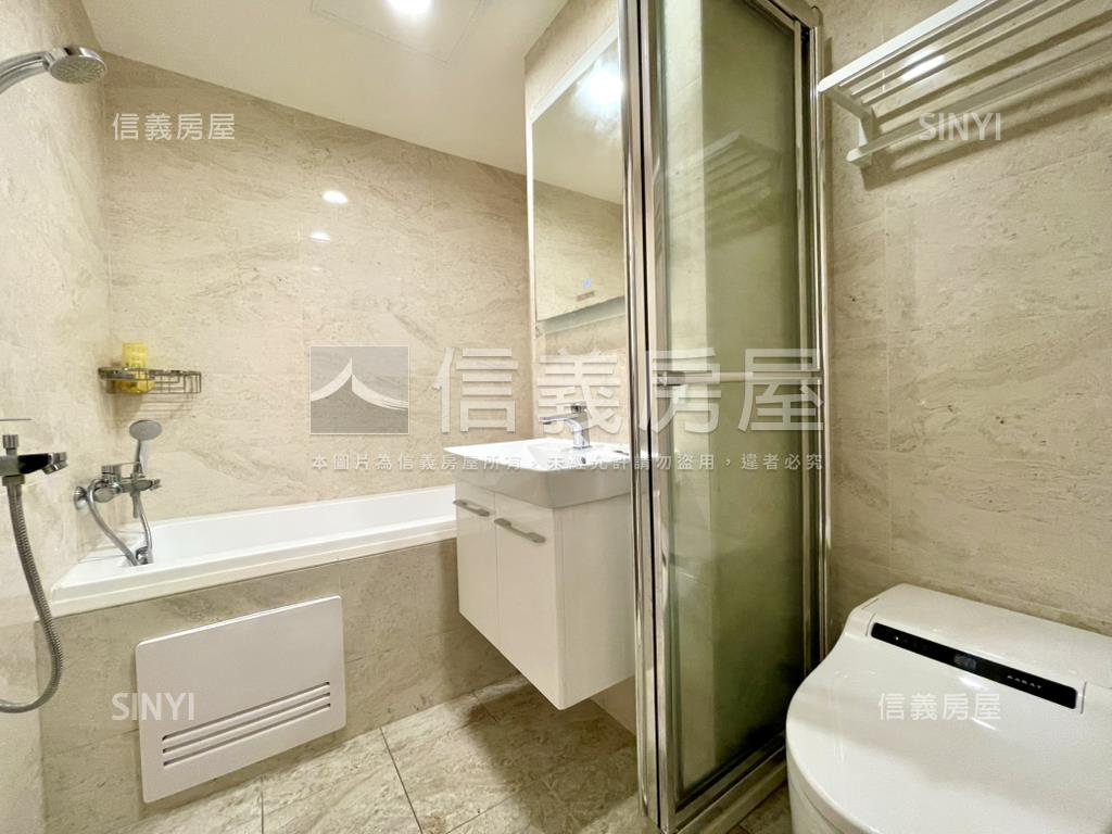 近高鐵娛樂城兩房平車房屋室內格局與周邊環境