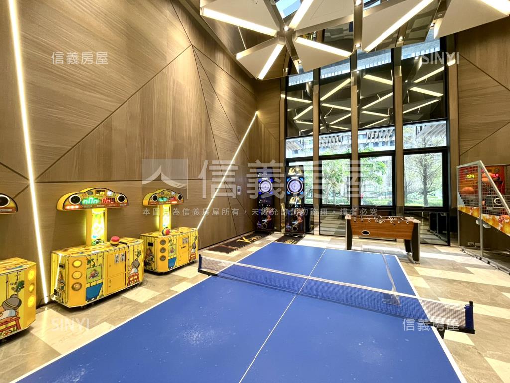 近高鐵娛樂城兩房平車房屋室內格局與周邊環境