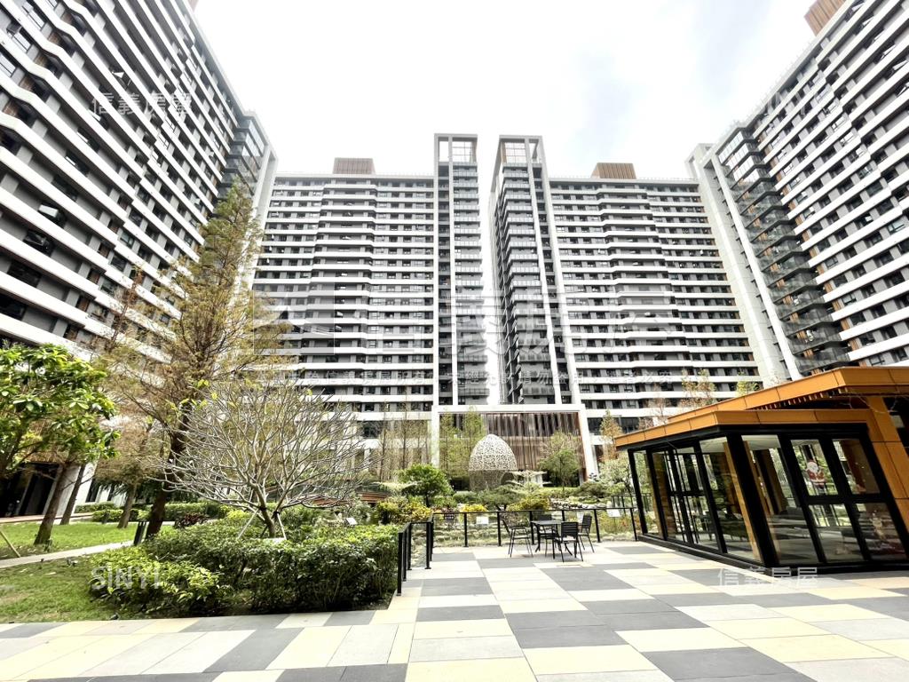 近高鐵娛樂城兩房平車房屋室內格局與周邊環境