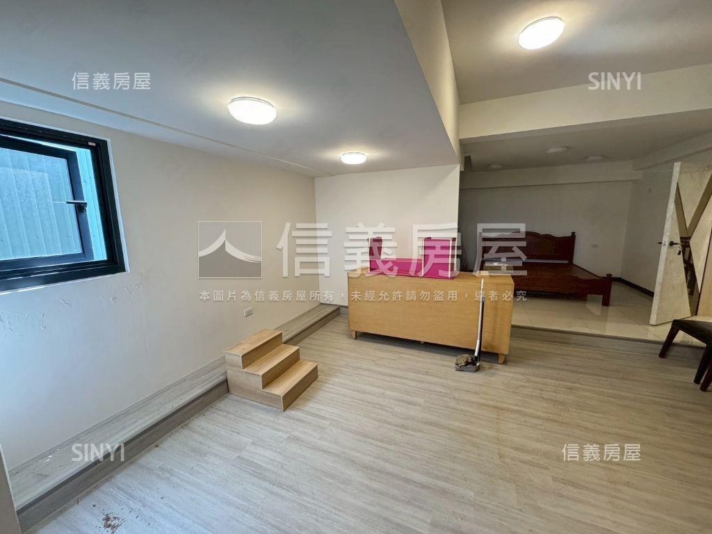 勝美有禮邊間雙併戶店面房屋室內格局與周邊環境