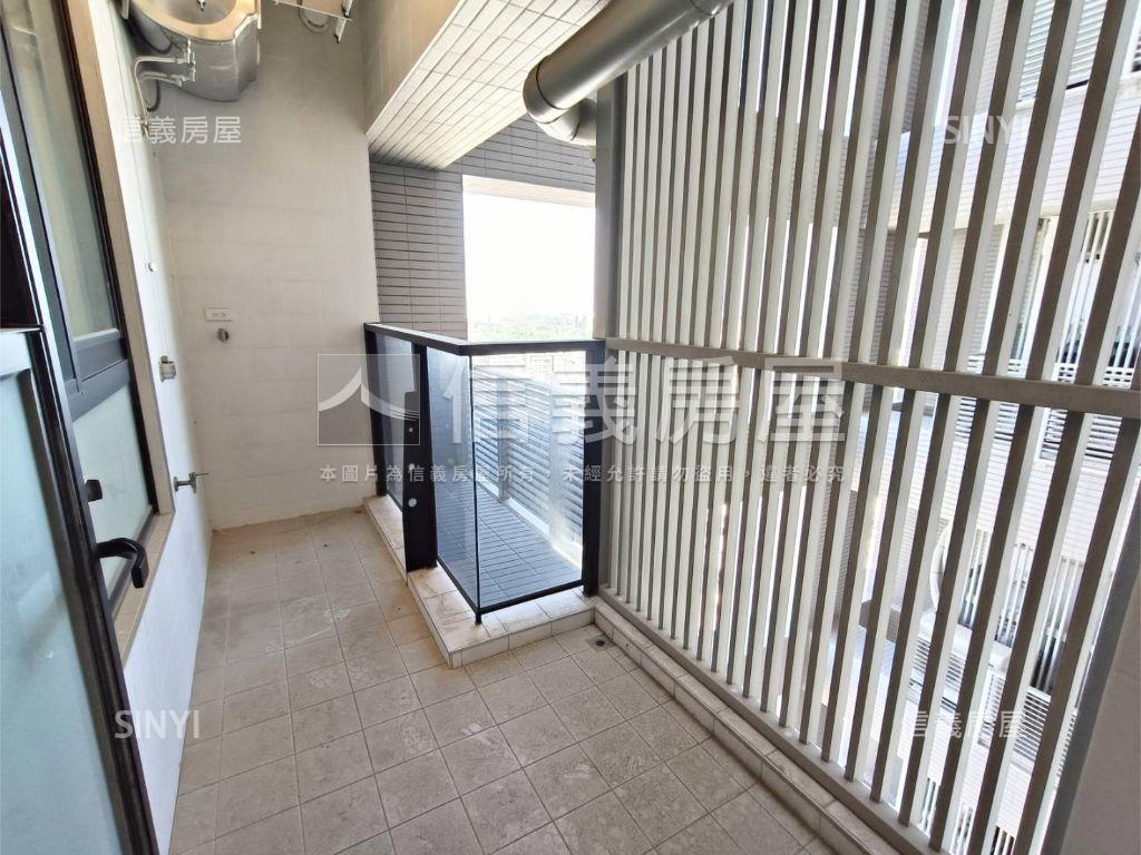 太普美術海高樓Ｂ１雙平車房屋室內格局與周邊環境