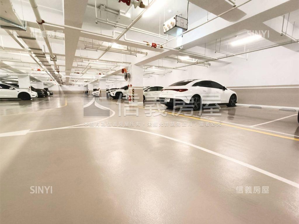 太普美術海高樓Ｂ１雙平車房屋室內格局與周邊環境