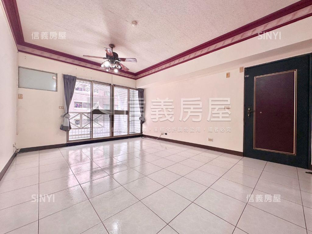 郡平路經典雙陽台＋平車房屋室內格局與周邊環境