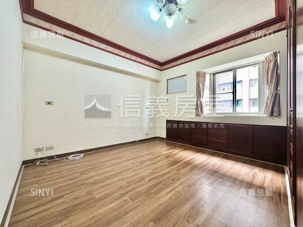 郡平路經典雙陽台＋平車房屋室內格局與周邊環境