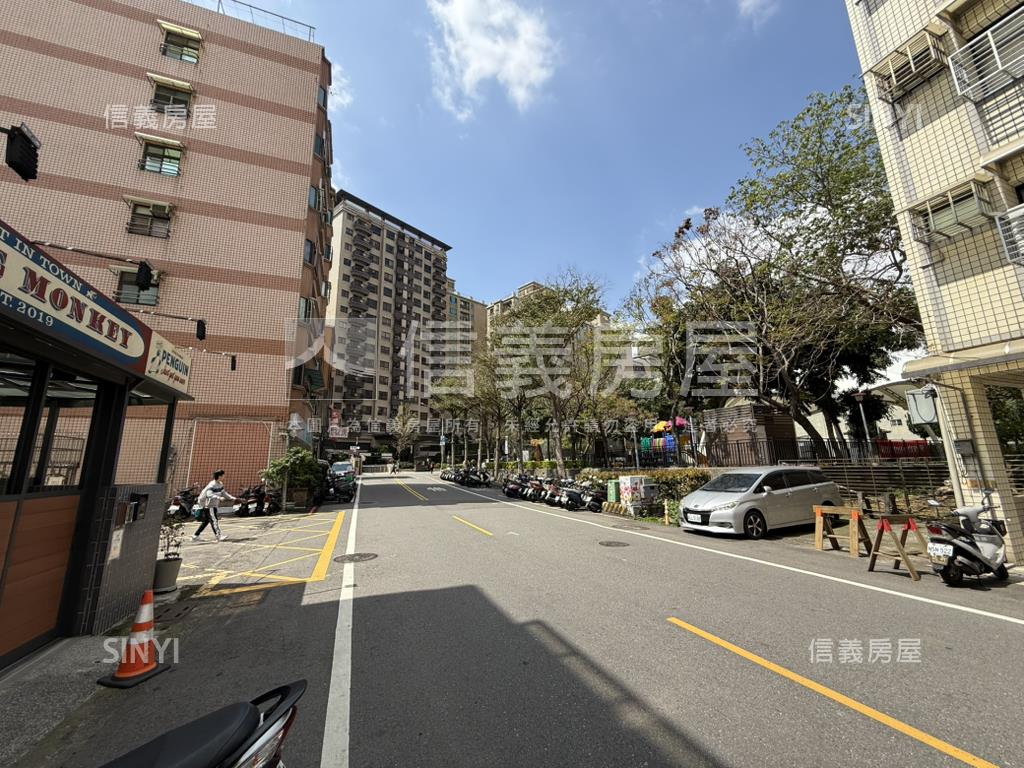 紐約大時代景觀３房車位房屋室內格局與周邊環境