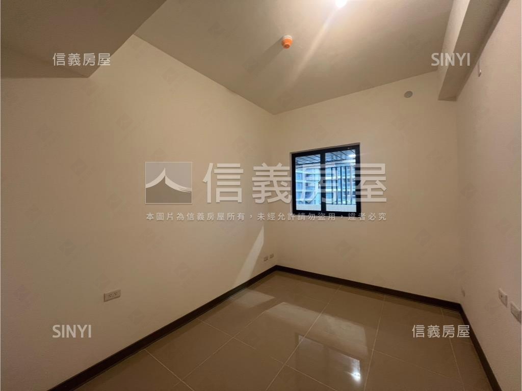 新婚首購首選三房車位房屋室內格局與周邊環境