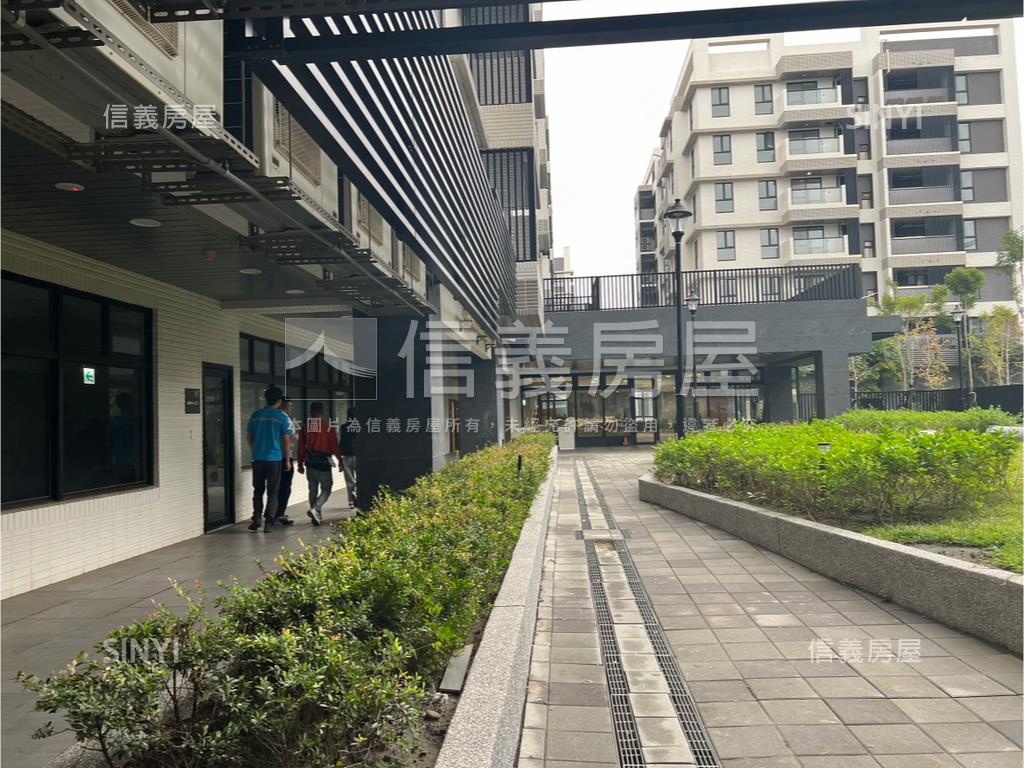 新婚首購首選三房車位房屋室內格局與周邊環境