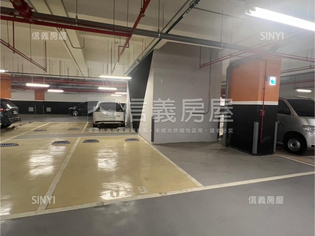 新婚首購首選三房車位房屋室內格局與周邊環境