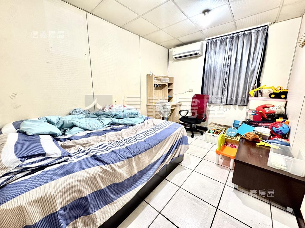 高城市場三角窗金店面房屋室內格局與周邊環境