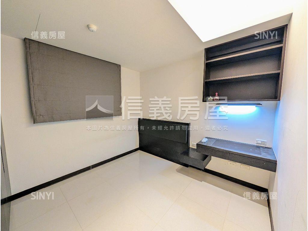 近徐匯小資宅三房車位房屋室內格局與周邊環境