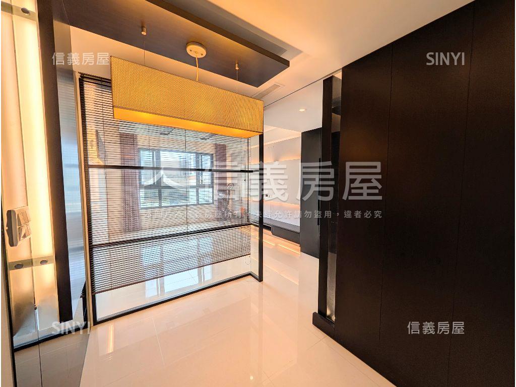 近徐匯小資宅三房車位房屋室內格局與周邊環境