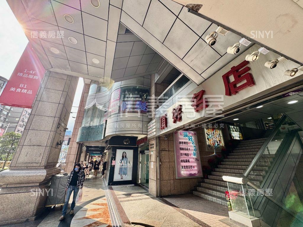 頂好名店城店面雙仁愛學區房屋室內格局與周邊環境