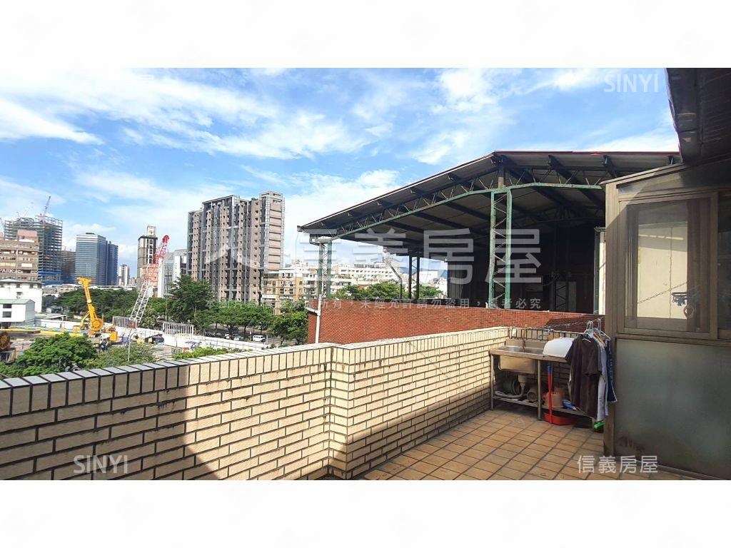 鐵森雙捷綠意頂加房屋室內格局與周邊環境