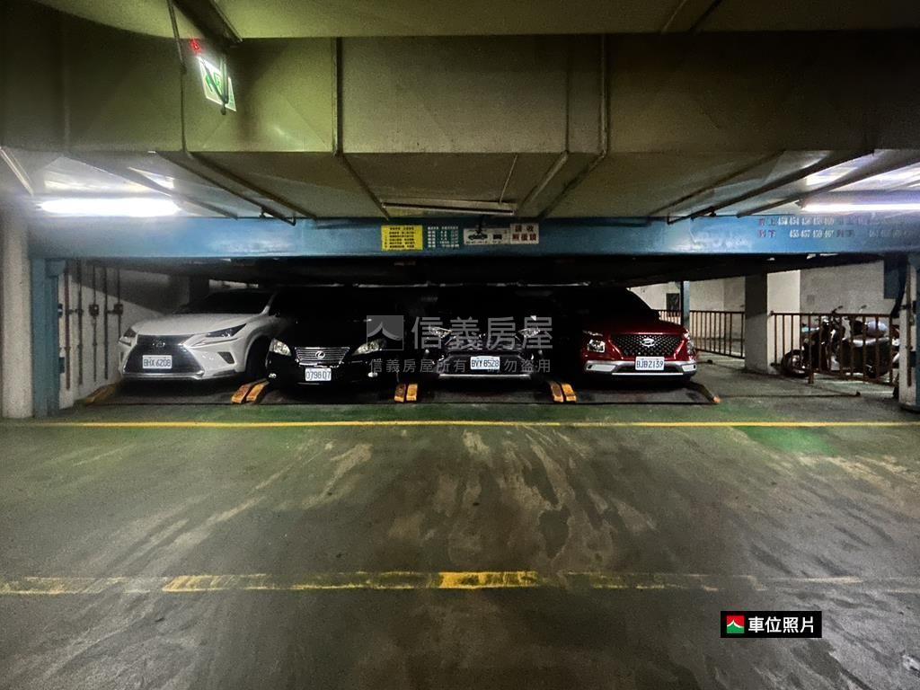 東區採光５房車位房屋室內格局與周邊環境