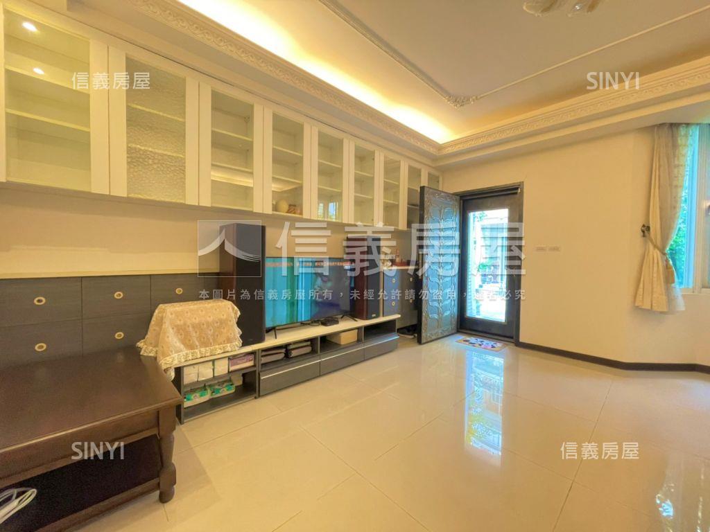 專任北大電梯透天獨享車庫房屋室內格局與周邊環境