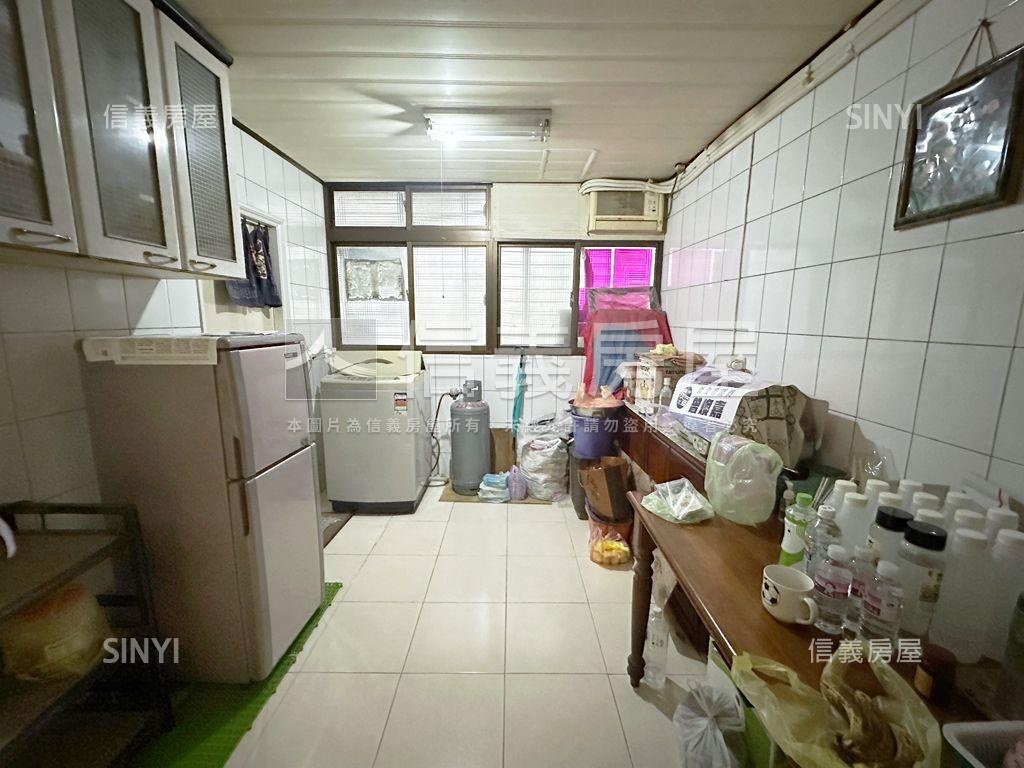 府中鬧中取靜黃金三樓房屋室內格局與周邊環境