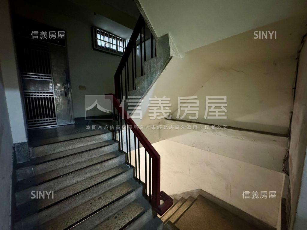 急售！近一中套房房屋室內格局與周邊環境