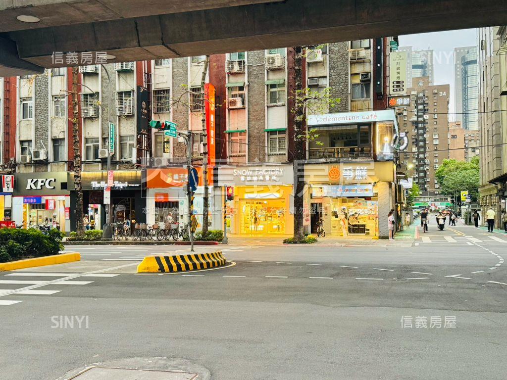 財政局標售－冠德安沐居房屋室內格局與周邊環境