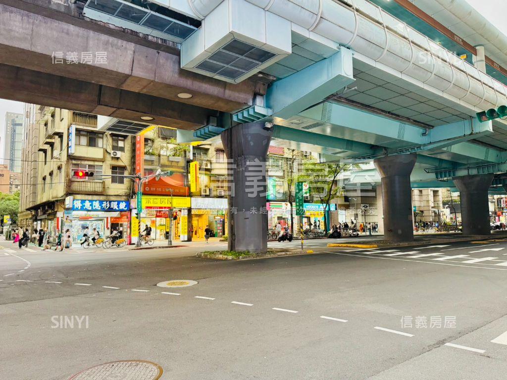 財政局標售－冠德安沐居房屋室內格局與周邊環境