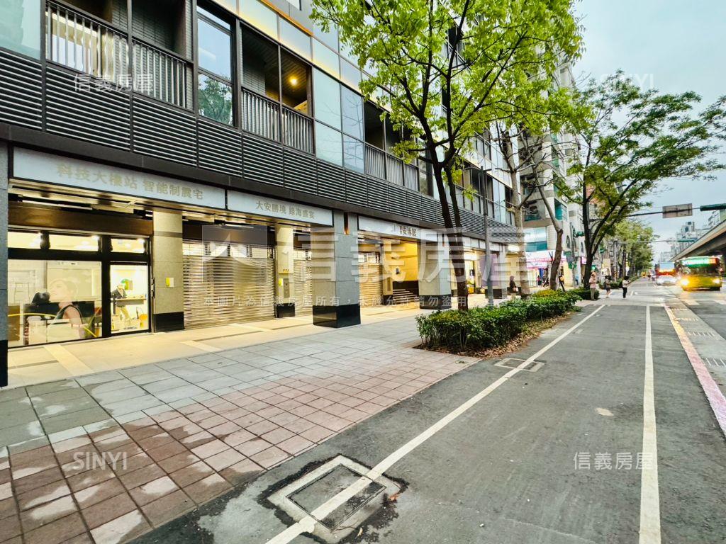 財政局標售－冠德安沐居房屋室內格局與周邊環境