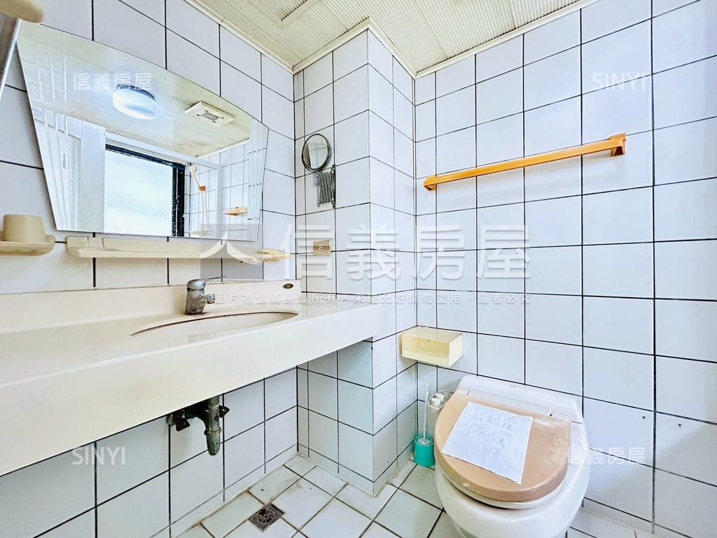 朝代四房平車採光美屋房屋室內格局與周邊環境