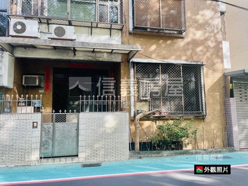 近芝山捷運住辦一樓房屋室內格局與周邊環境