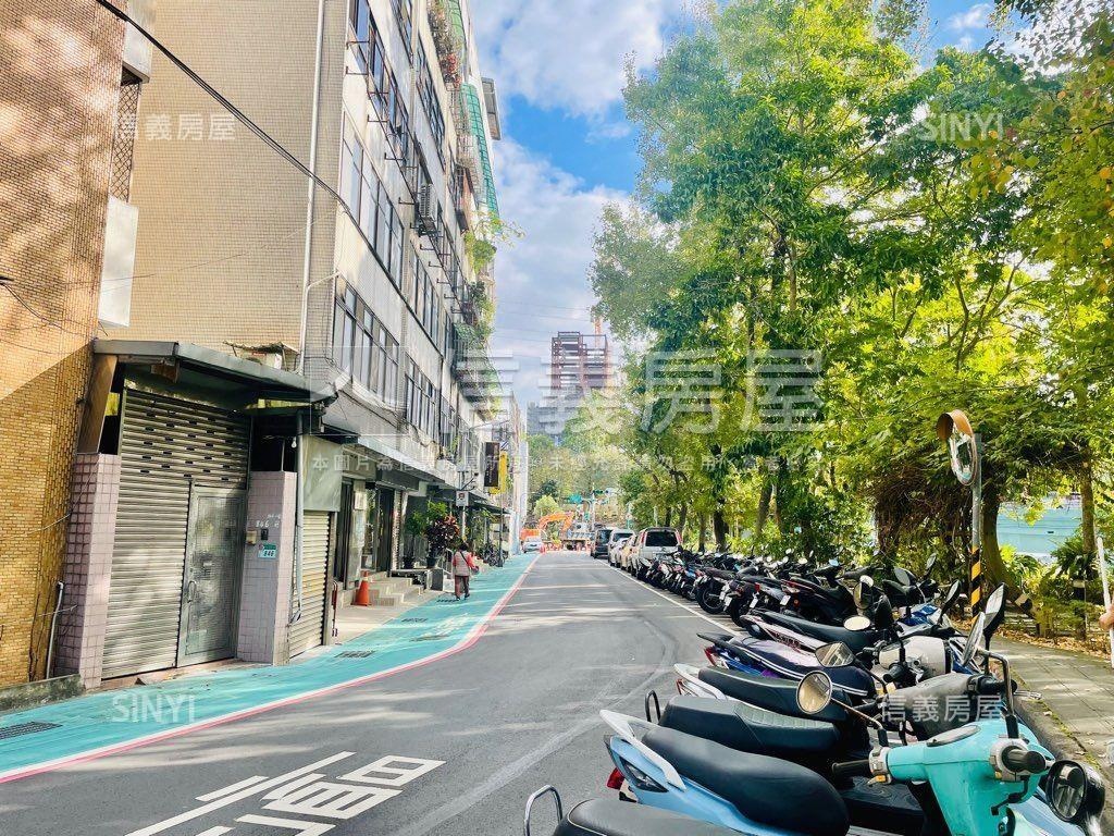 近芝山捷運住辦一樓房屋室內格局與周邊環境