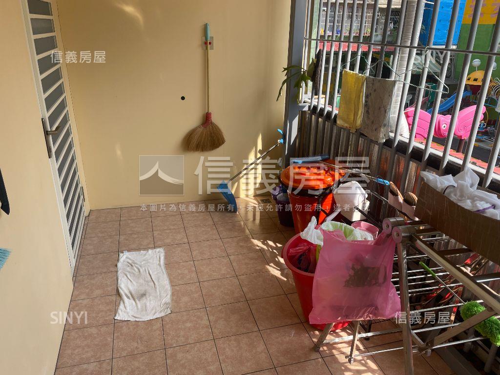 民西精緻裝潢貳樓美寓房屋室內格局與周邊環境