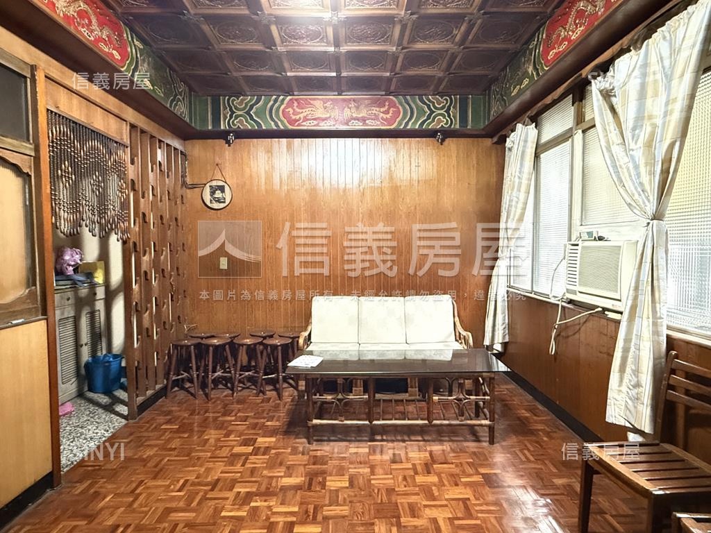 松山路公寓二樓房屋室內格局與周邊環境