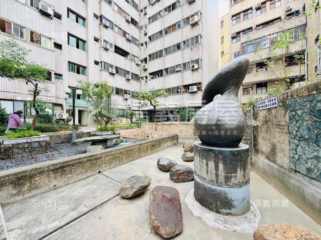 燕國天地獨立陽台精裝宅房屋室內格局與周邊環境