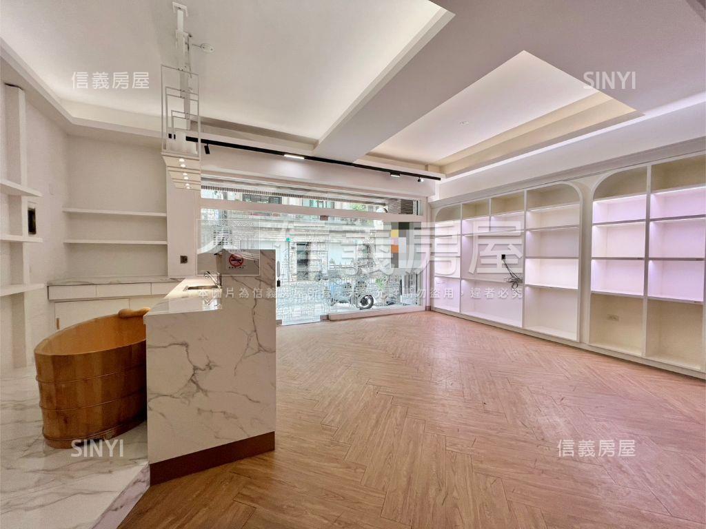 面寬約７米安平１－２樓店房屋室內格局與周邊環境