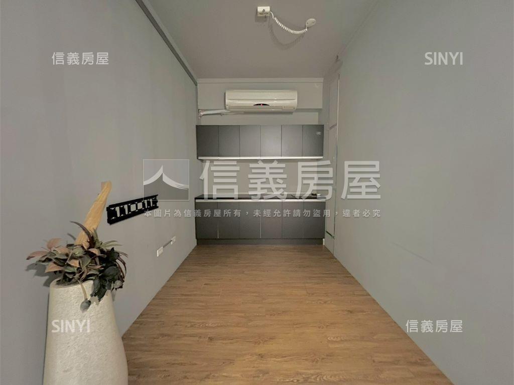面寬約７米安平１－２樓店房屋室內格局與周邊環境