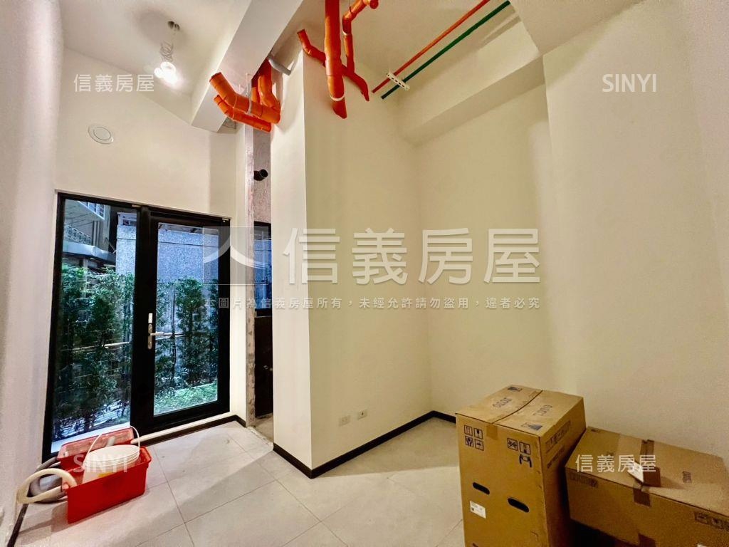 今采中正國中學區２房房屋室內格局與周邊環境