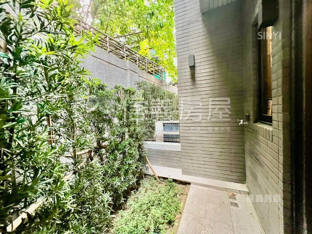 今采中正國中學區２房房屋室內格局與周邊環境
