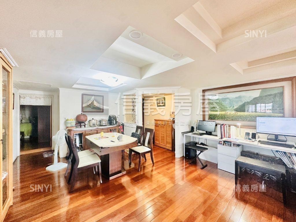 艾菲爾高樓四房附車位房屋室內格局與周邊環境