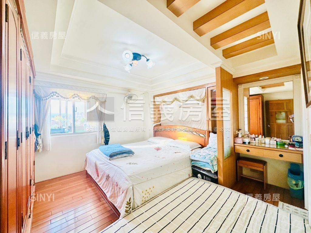 艾菲爾高樓四房附車位房屋室內格局與周邊環境