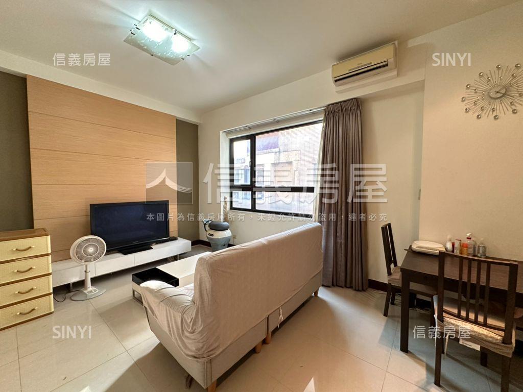 月光流域三房美屋誠意出售房屋室內格局與周邊環境