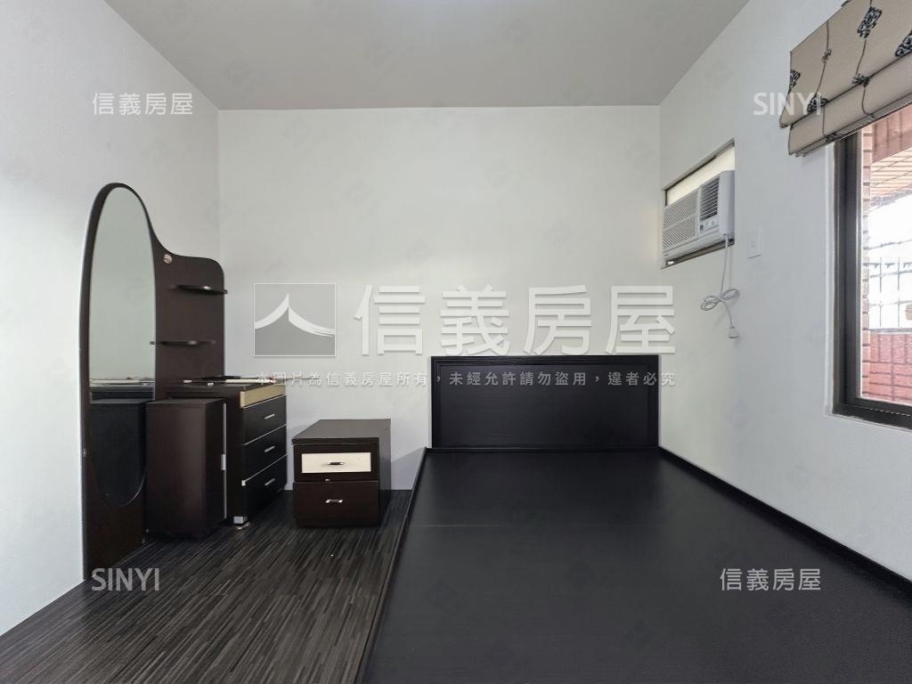 近文山特區低總價兩房平車房屋室內格局與周邊環境
