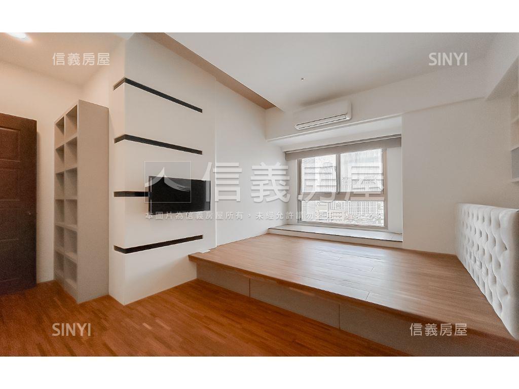 秋紅谷高樓視野三房房屋室內格局與周邊環境