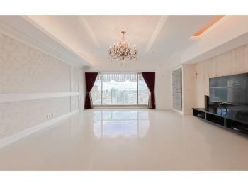 秋紅谷高樓視野三房