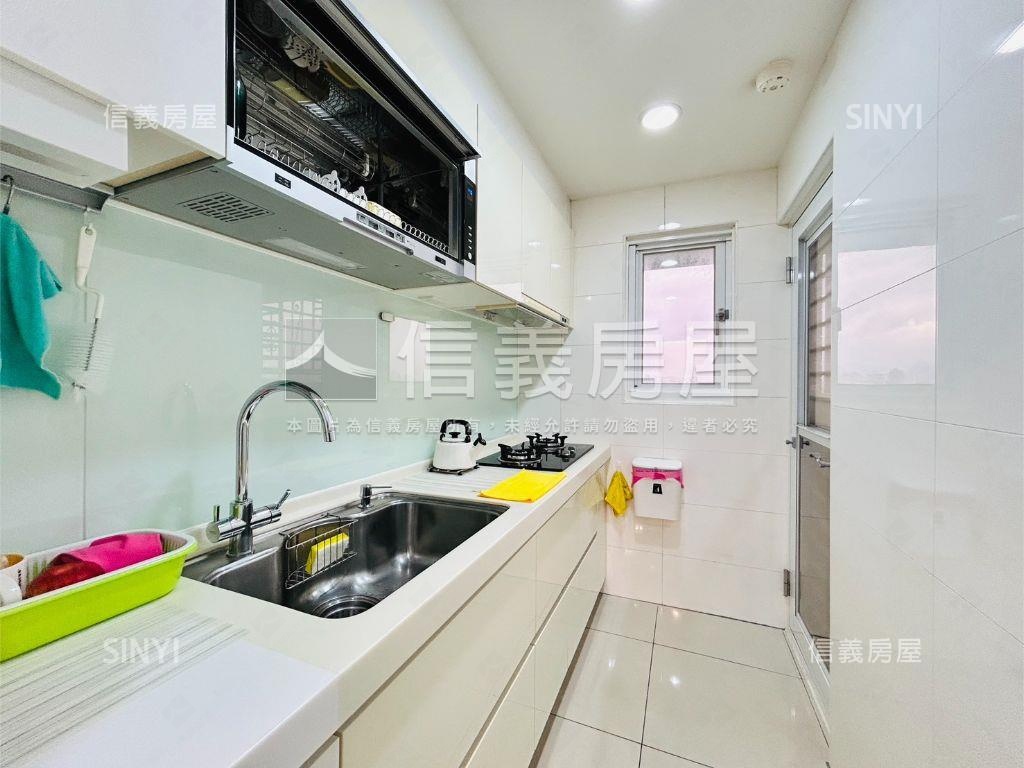 未來之都景觀高樓房屋室內格局與周邊環境