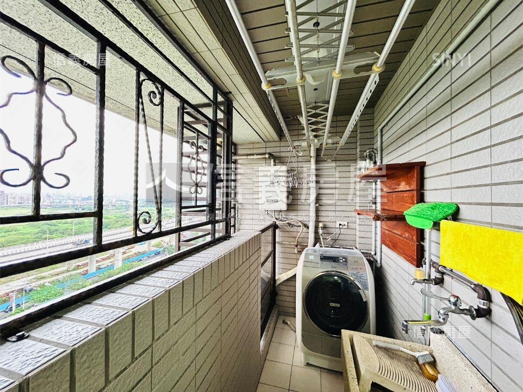 未來之都景觀高樓房屋室內格局與周邊環境